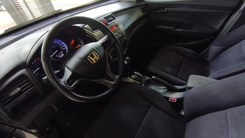 HONDA City Sedan - Foto