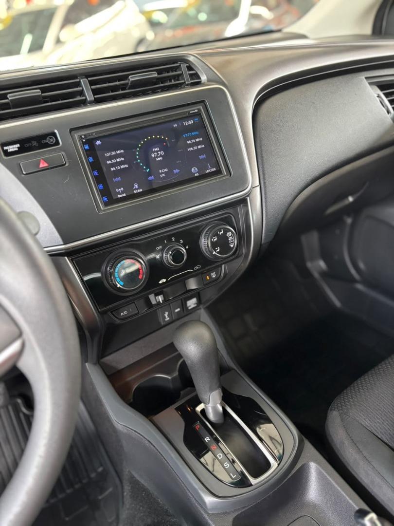 HONDA City Sedan - Foto