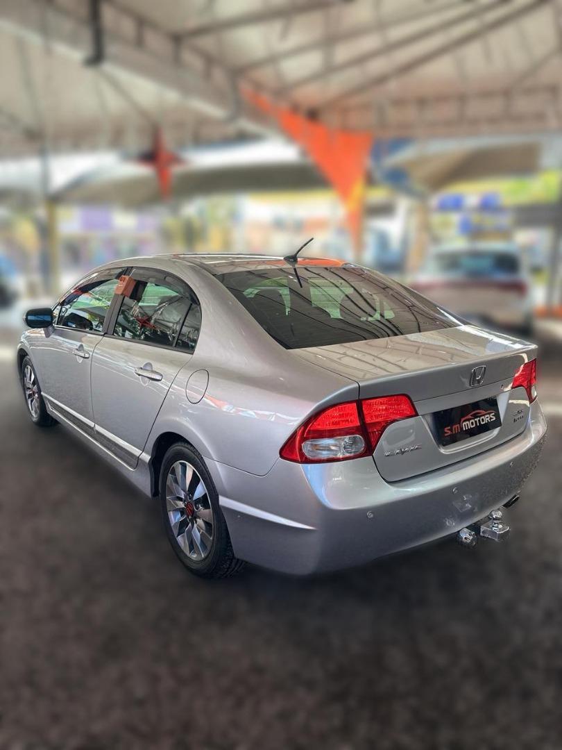 HONDA Civic - Foto