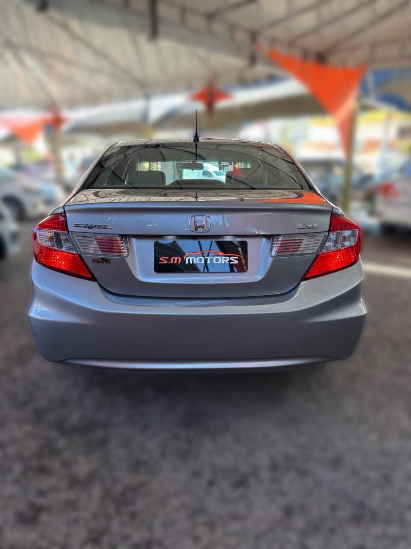 HONDA Civic - Foto