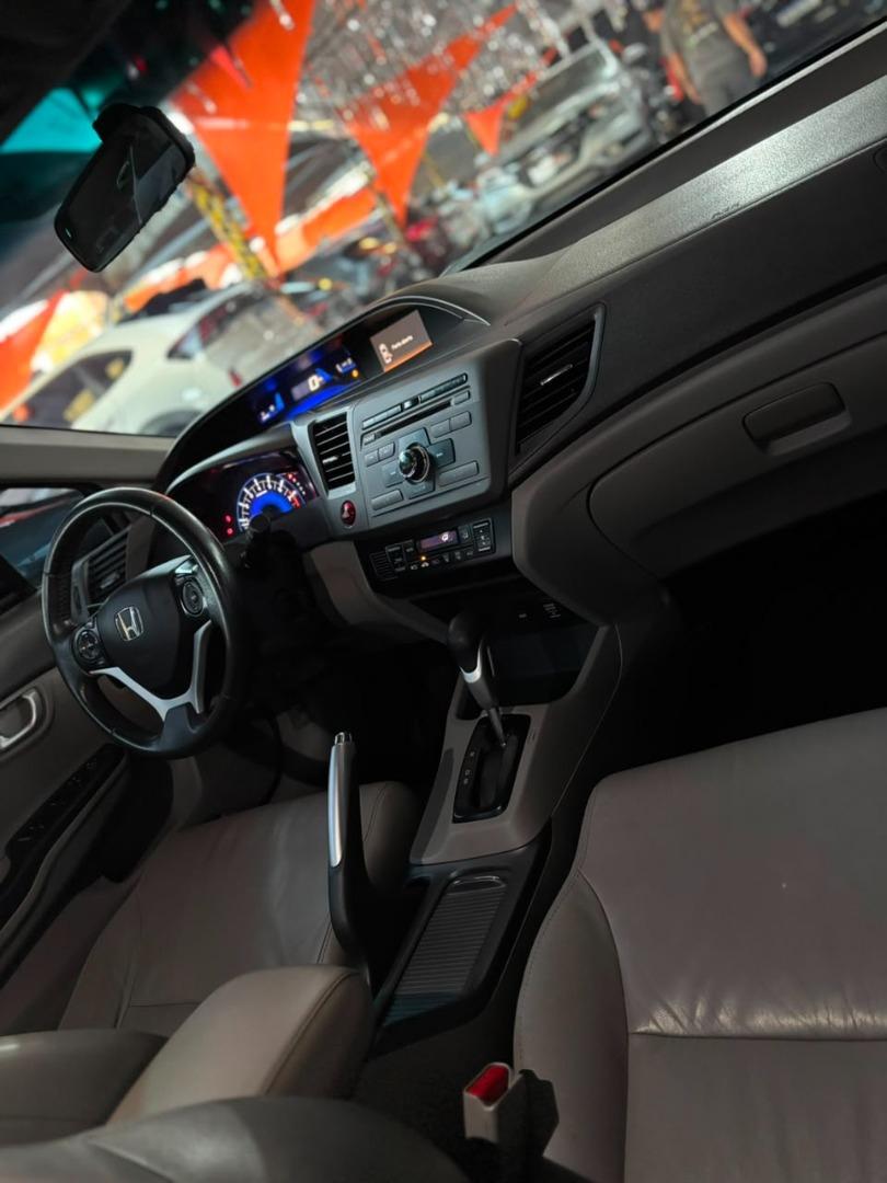 HONDA Civic - Foto
