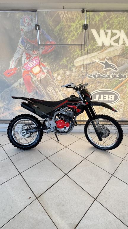 HONDA CRF 250 - Foto