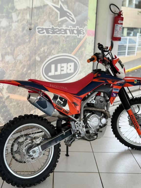 HONDA CRF 250 - Foto