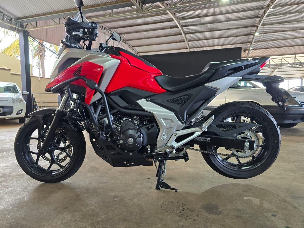 HONDA NC 750 X - Foto