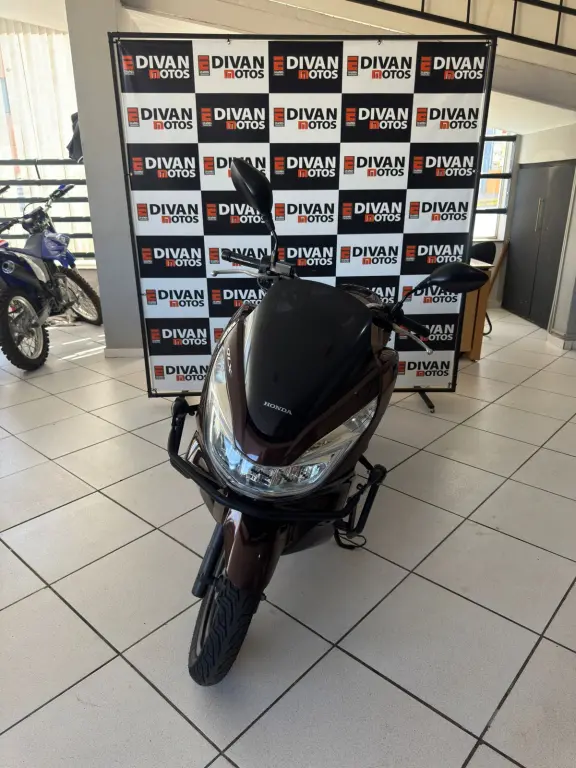 HONDA PCX 150 - Foto