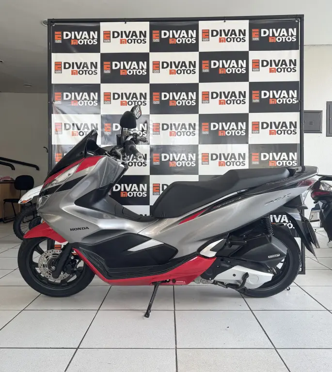 HONDA PCX 150 - Foto