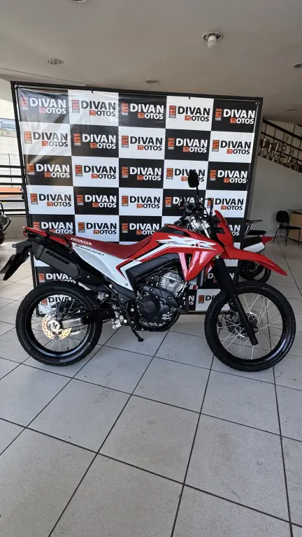 HONDA XR 300 L Tornado - Foto