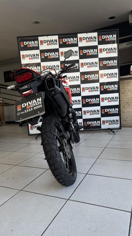 HONDA XR 300 L Tornado - Foto