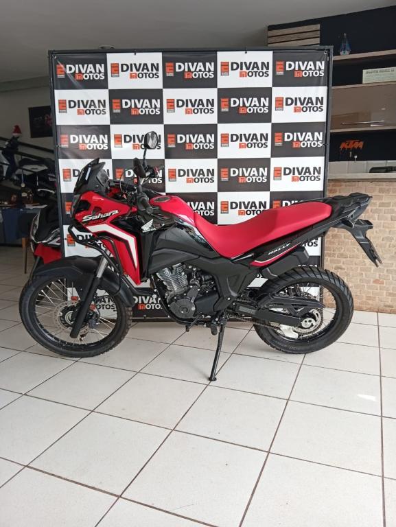 HONDA XRE 300 Sahara