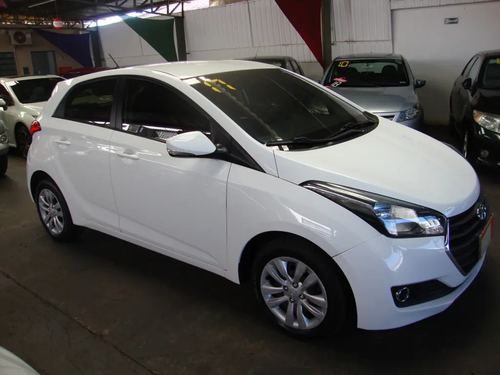 HYUNDAI HB 20 Hatch - Foto