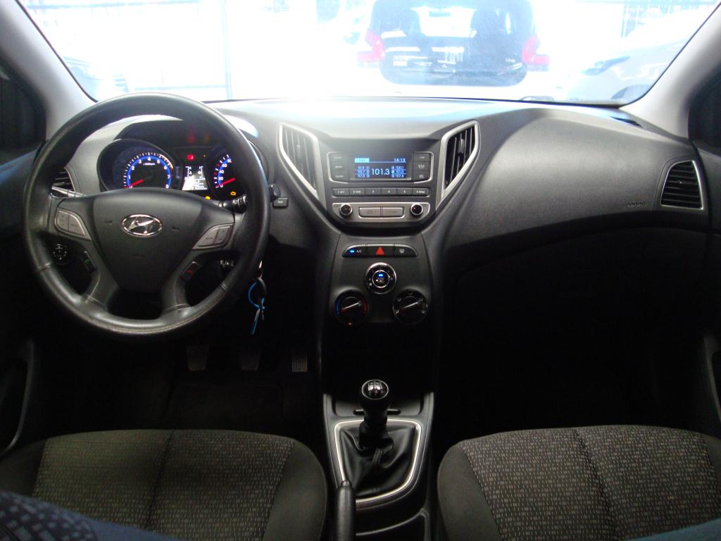 HYUNDAI HB 20 Hatch - Foto