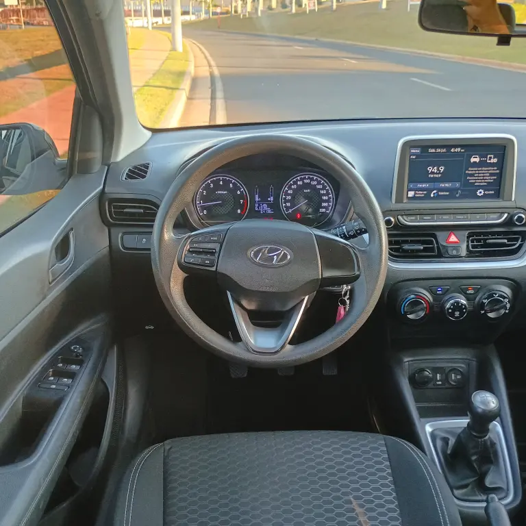 HYUNDAI HB 20 Hatch - Foto