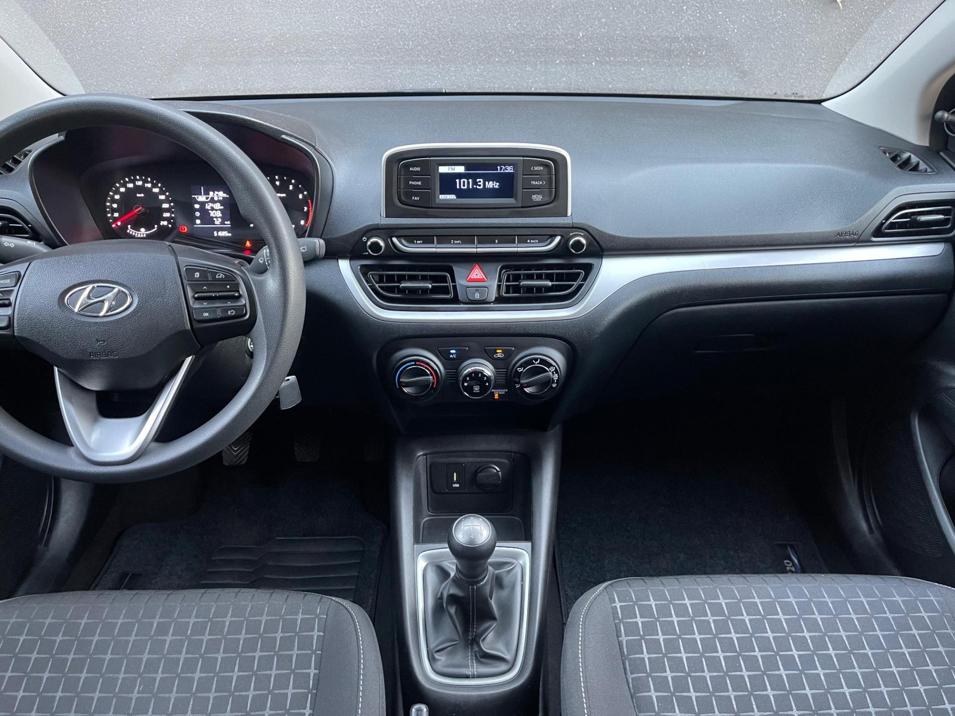 HYUNDAI HB 20 Hatch - Foto