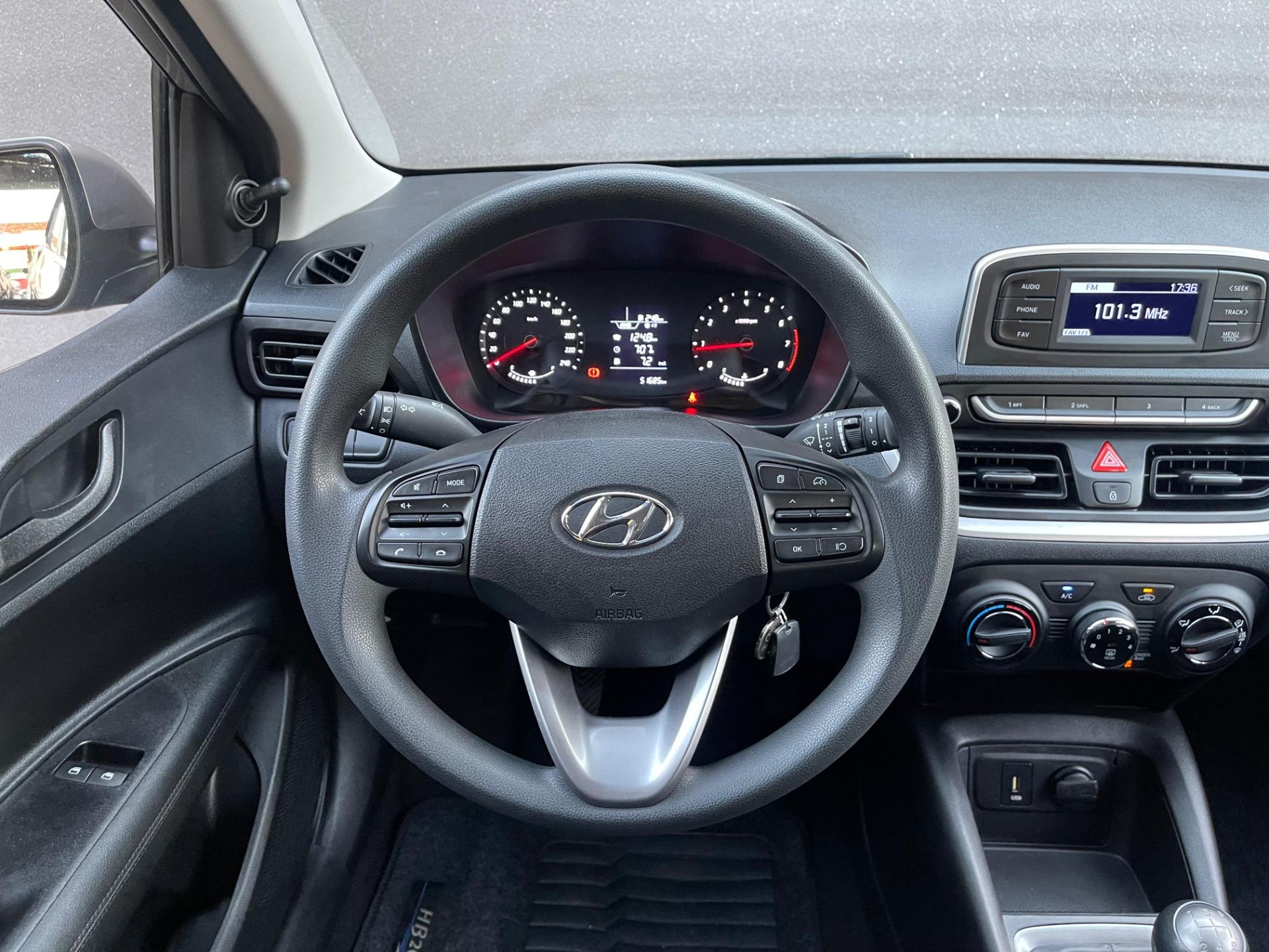 HYUNDAI HB 20 Hatch - Foto
