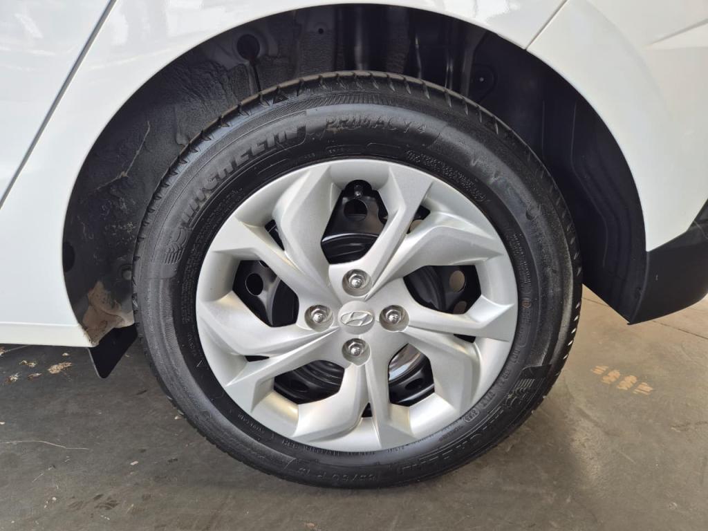 HYUNDAI HB 20 Hatch - Foto