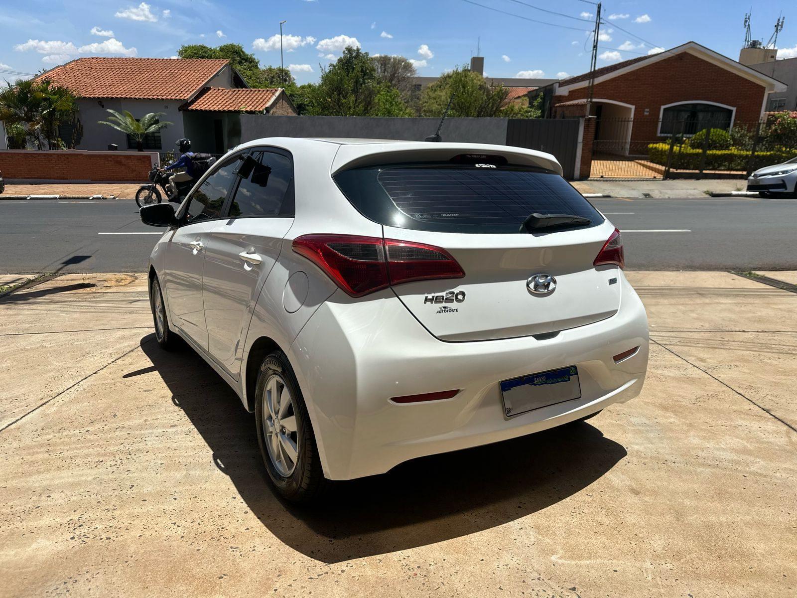 HYUNDAI HB 20 Hatch - Foto