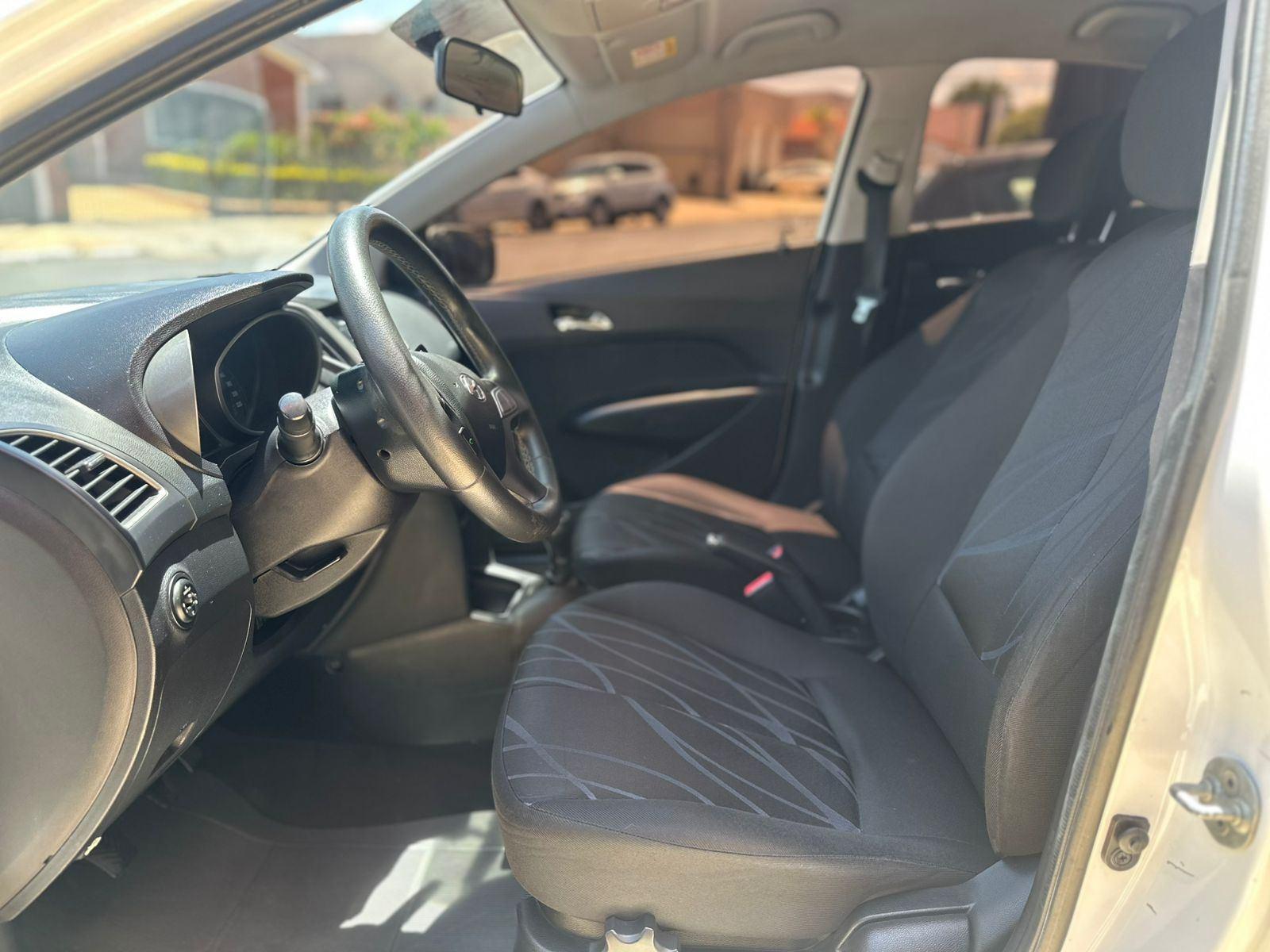 HYUNDAI HB 20 Hatch - Foto