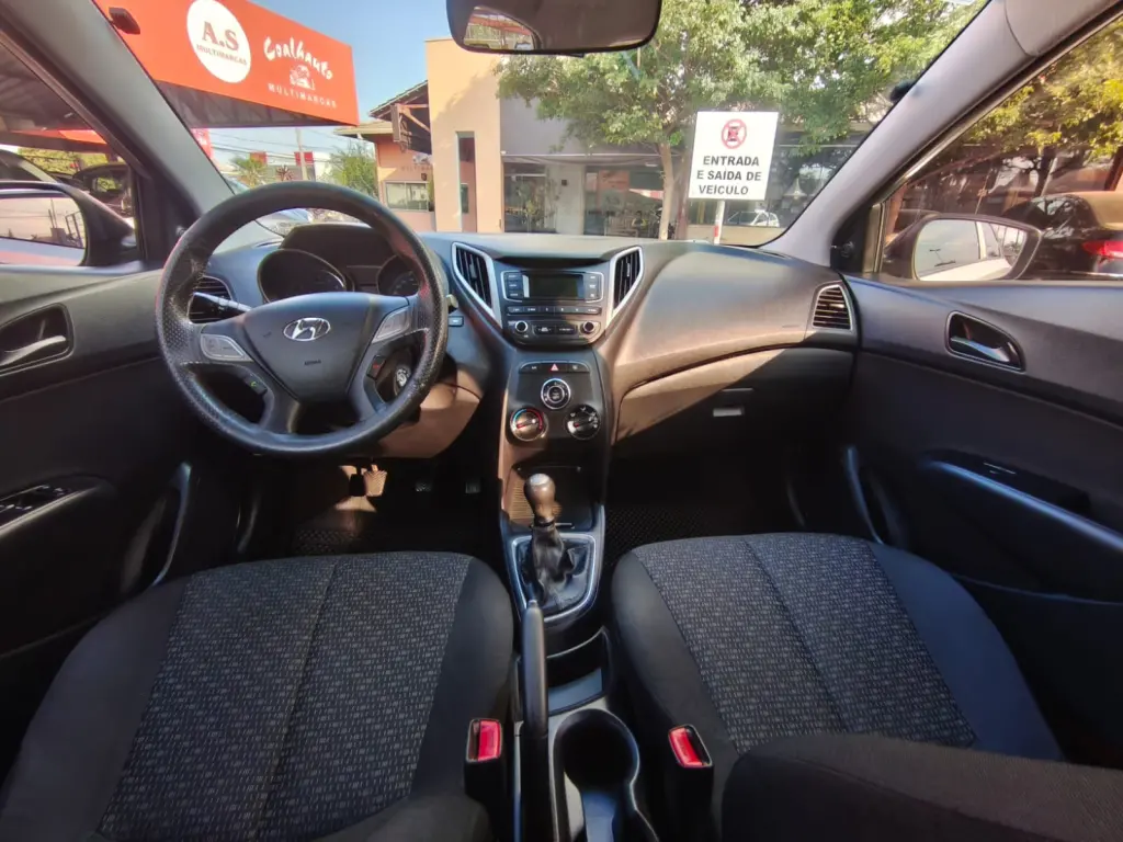 HYUNDAI HB 20 Hatch - Foto