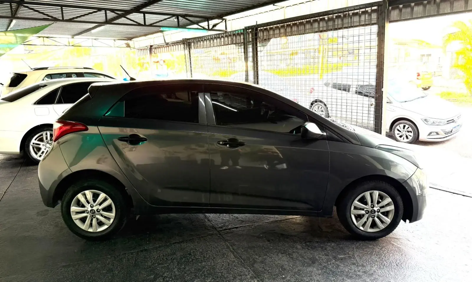 HYUNDAI HB 20 Hatch - Foto