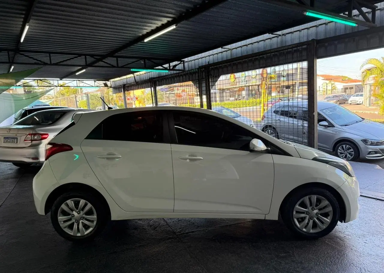 HYUNDAI HB 20 Hatch - Foto