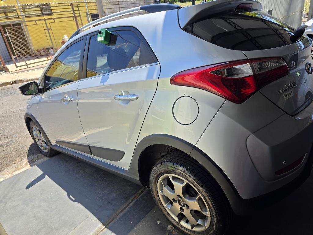 HYUNDAI HB 20 Hatch X - Foto