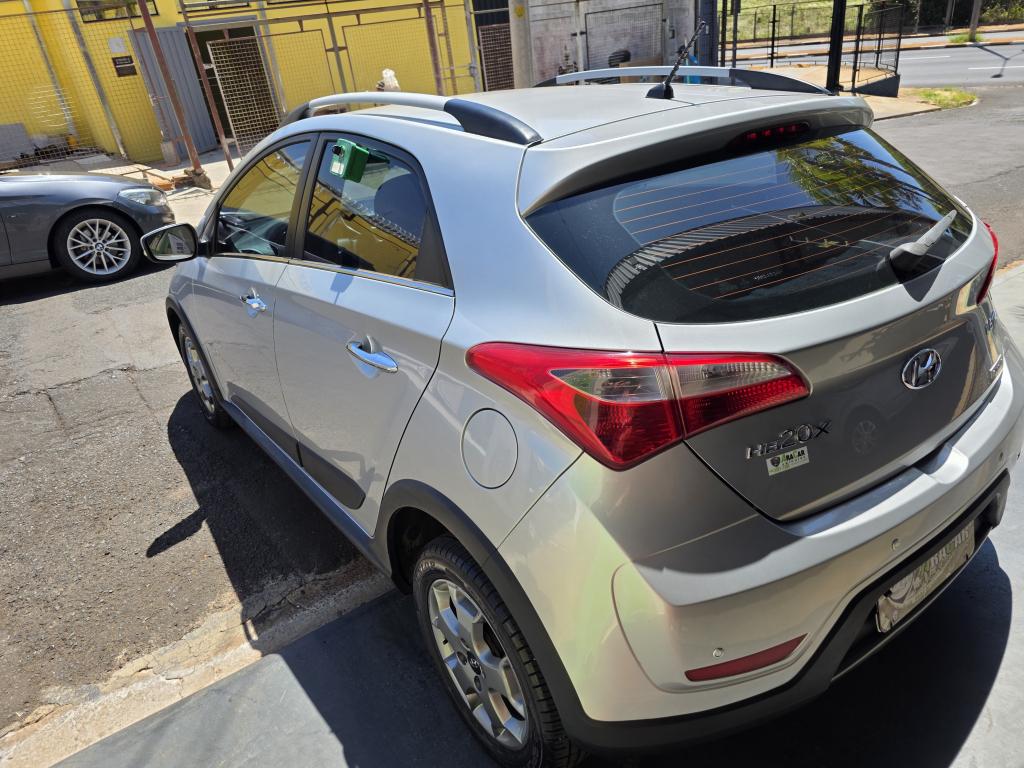HYUNDAI HB 20 Hatch X - Foto