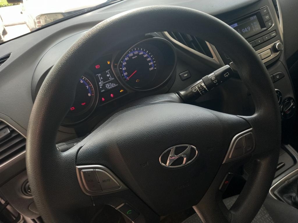 HYUNDAI HB 20 Hatch - Foto