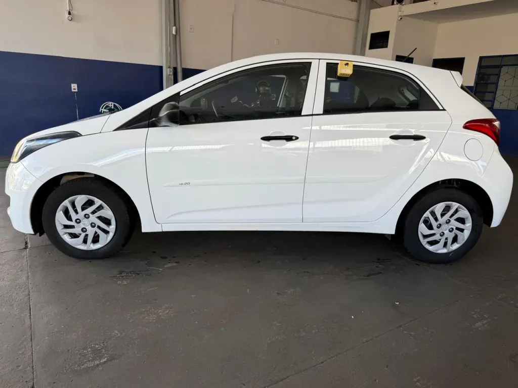 HYUNDAI HB 20 Hatch - Foto