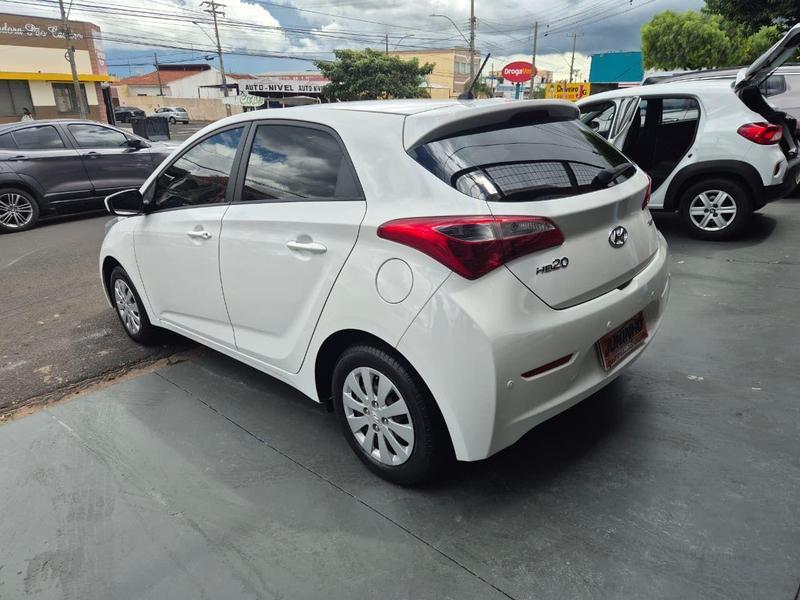 HYUNDAI HB 20 Hatch - Foto