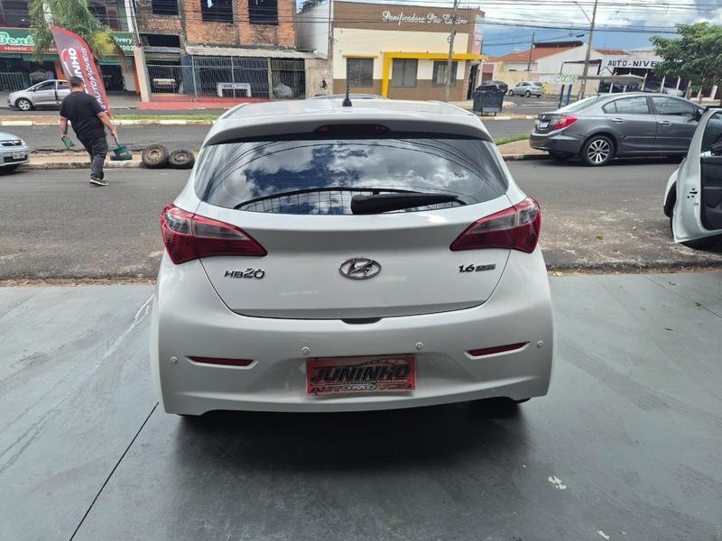 HYUNDAI HB 20 Hatch - Foto