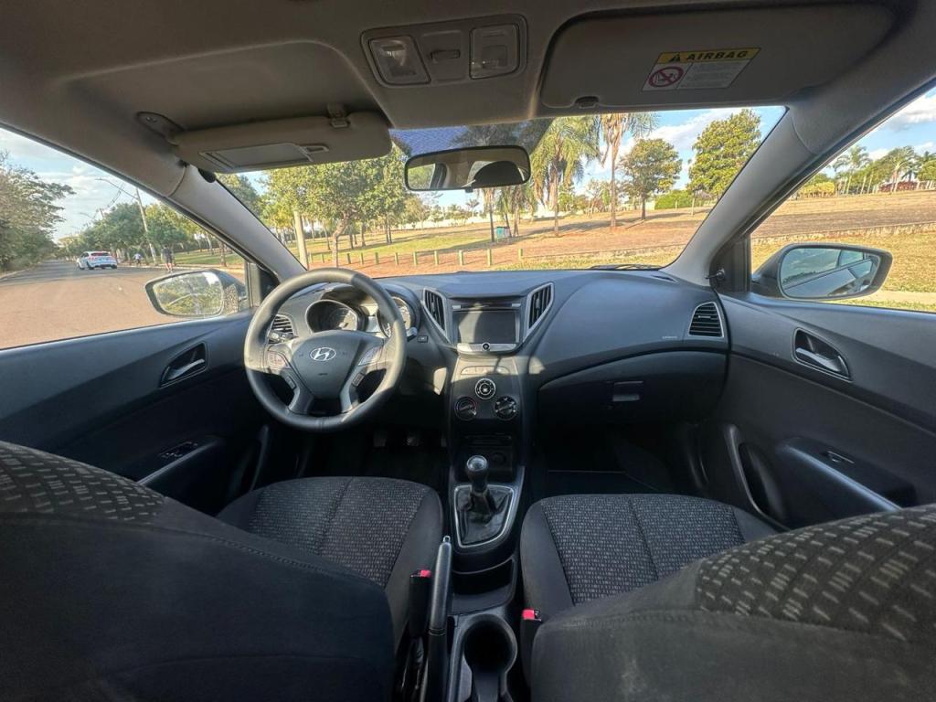 HYUNDAI HB 20 Hatch - Foto