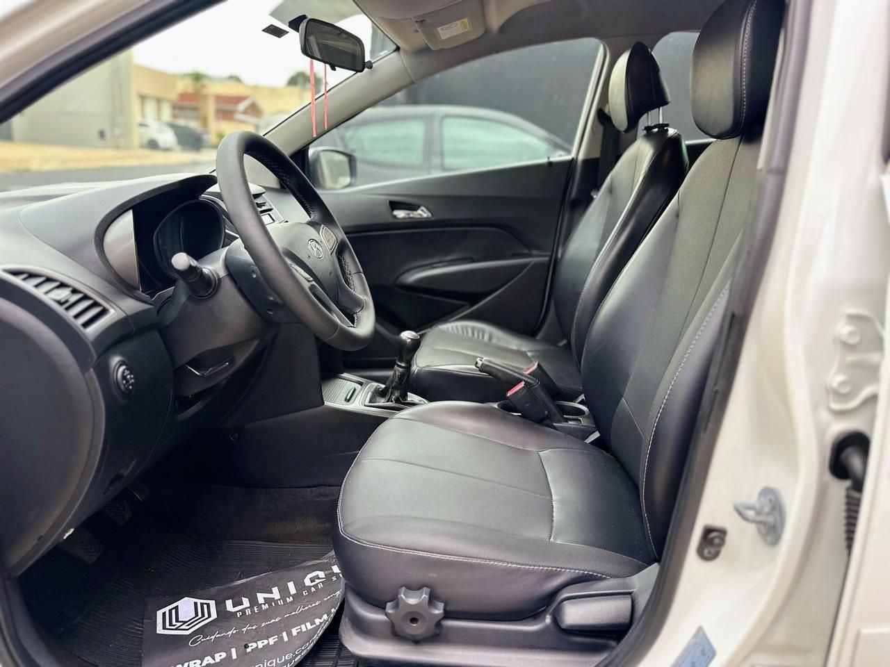 HYUNDAI HB 20 Hatch - Foto