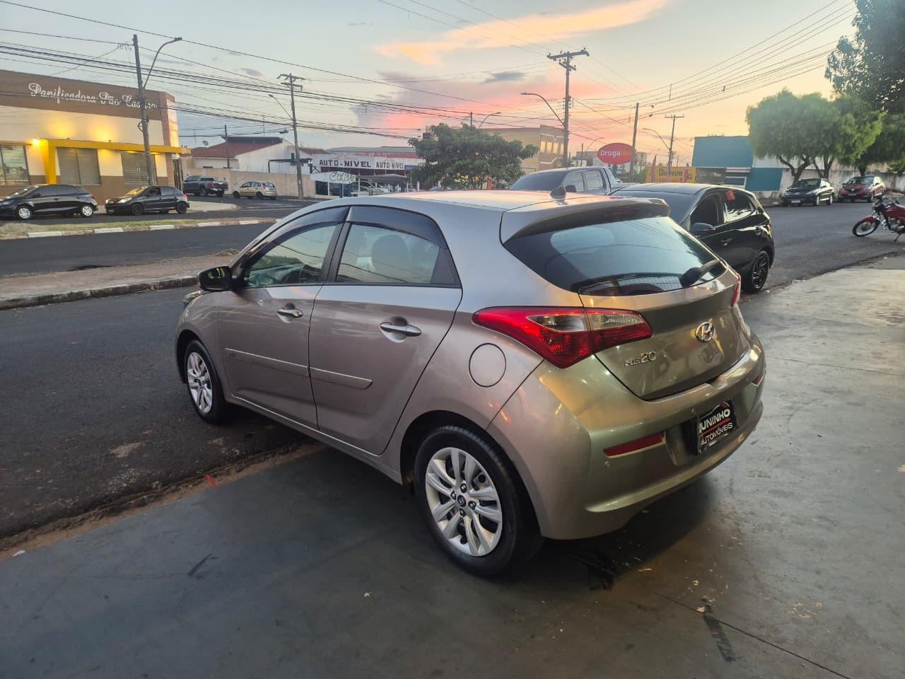 HYUNDAI HB 20 Hatch - Foto