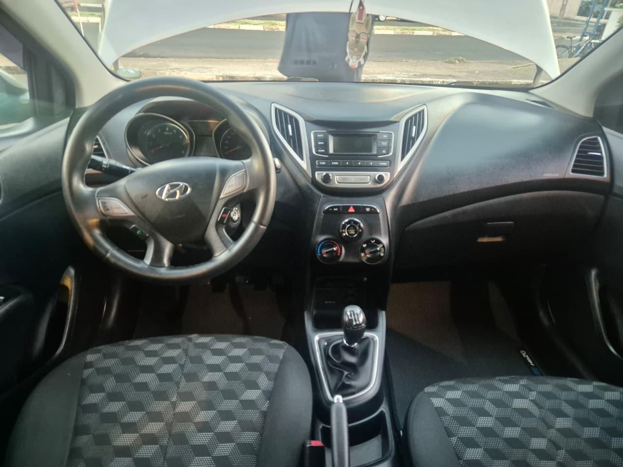 HYUNDAI HB 20 Hatch - Foto