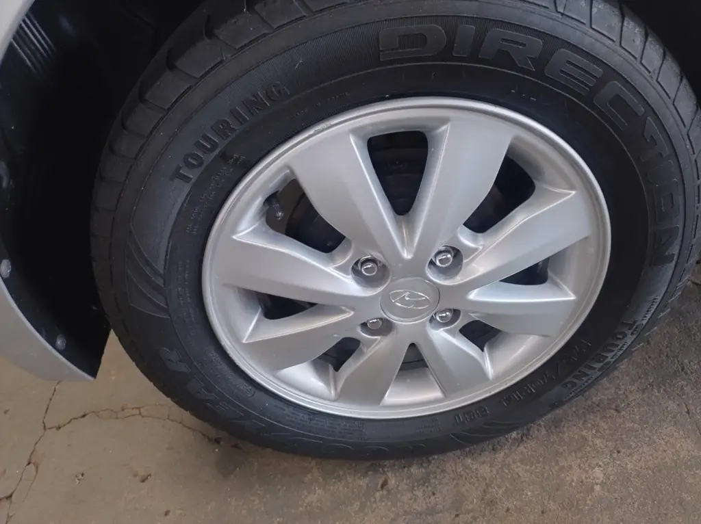 HYUNDAI HB 20 Hatch - Foto