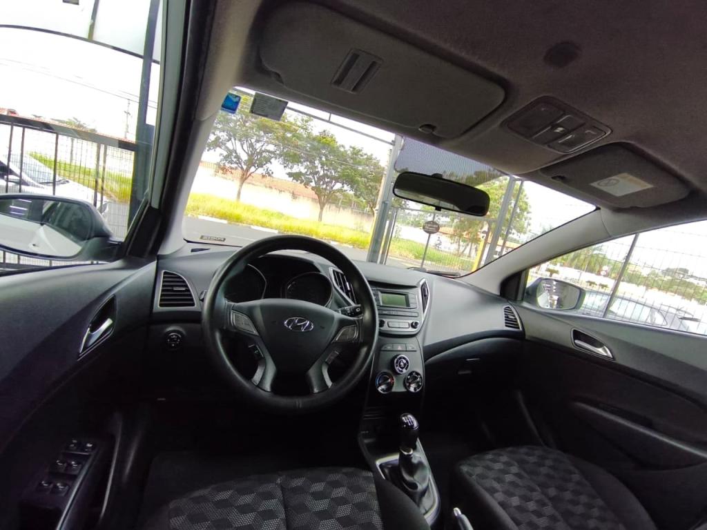 HYUNDAI HB 20 Hatch - Foto