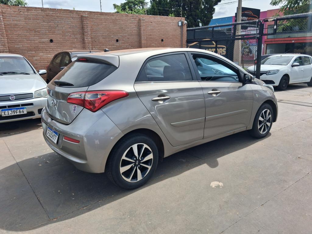 HYUNDAI HB 20 Hatch - Foto