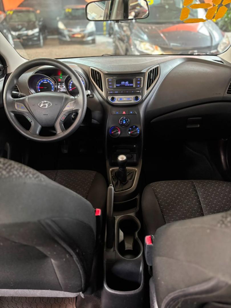 HYUNDAI HB 20 Hatch - Foto