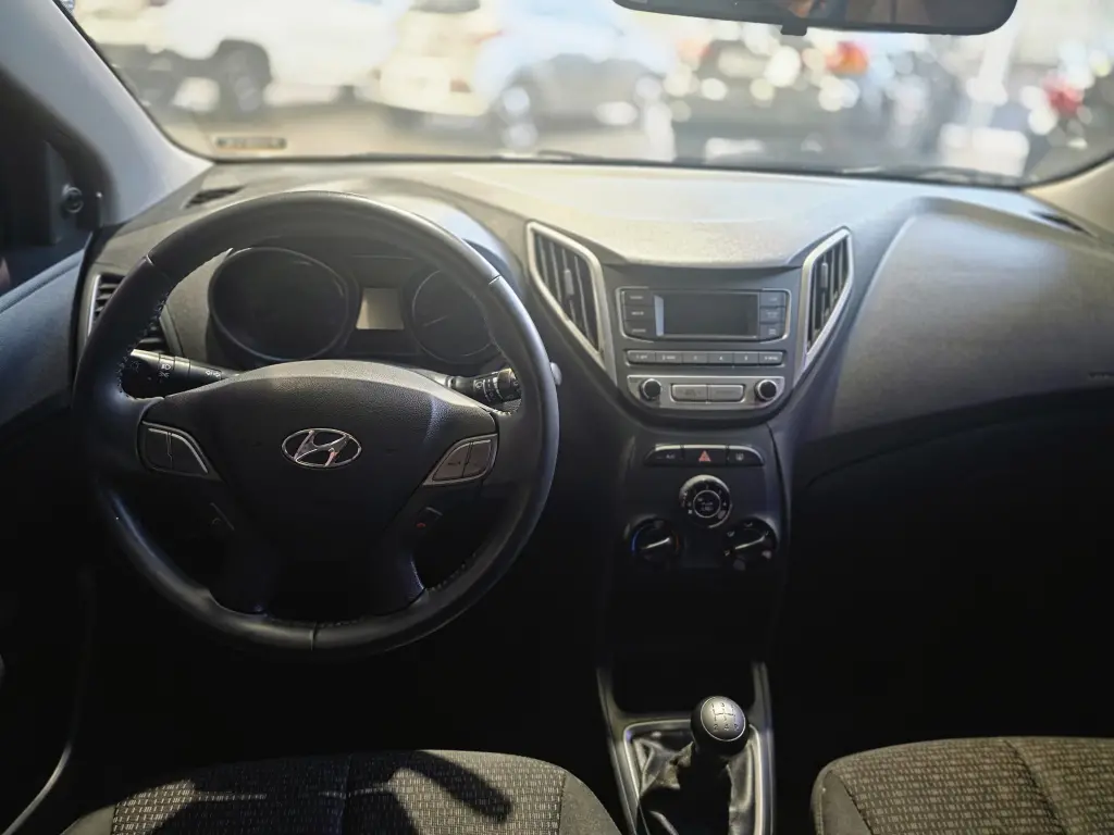 HYUNDAI HB 20 Hatch - Foto