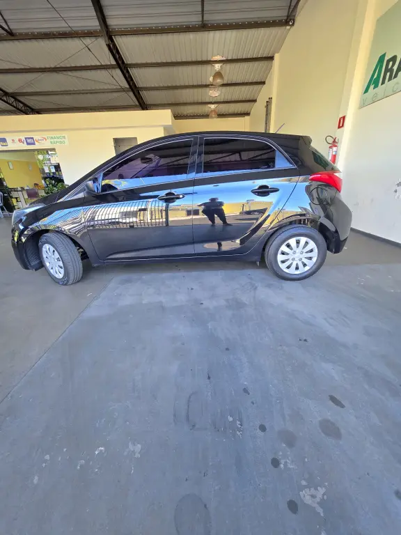 HYUNDAI HB 20 Hatch - Foto