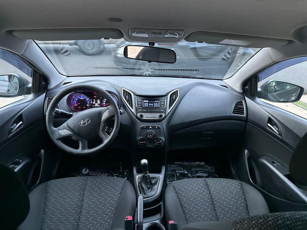 HYUNDAI HB 20 Hatch - Foto
