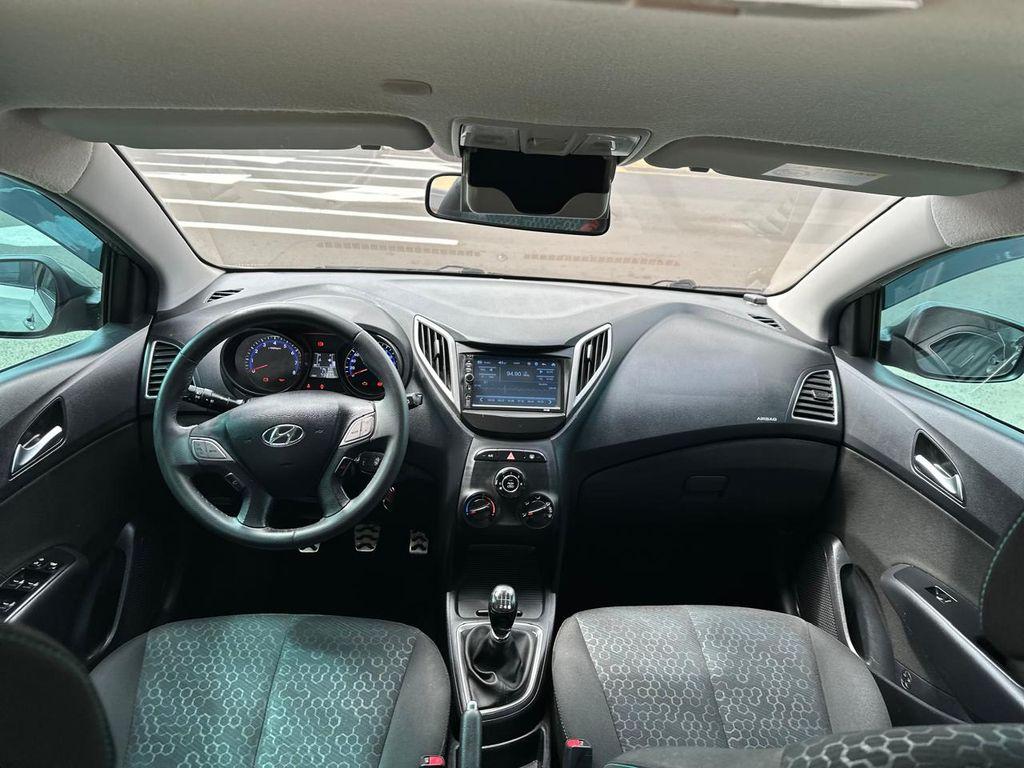 HYUNDAI HB 20 Hatch X - Foto