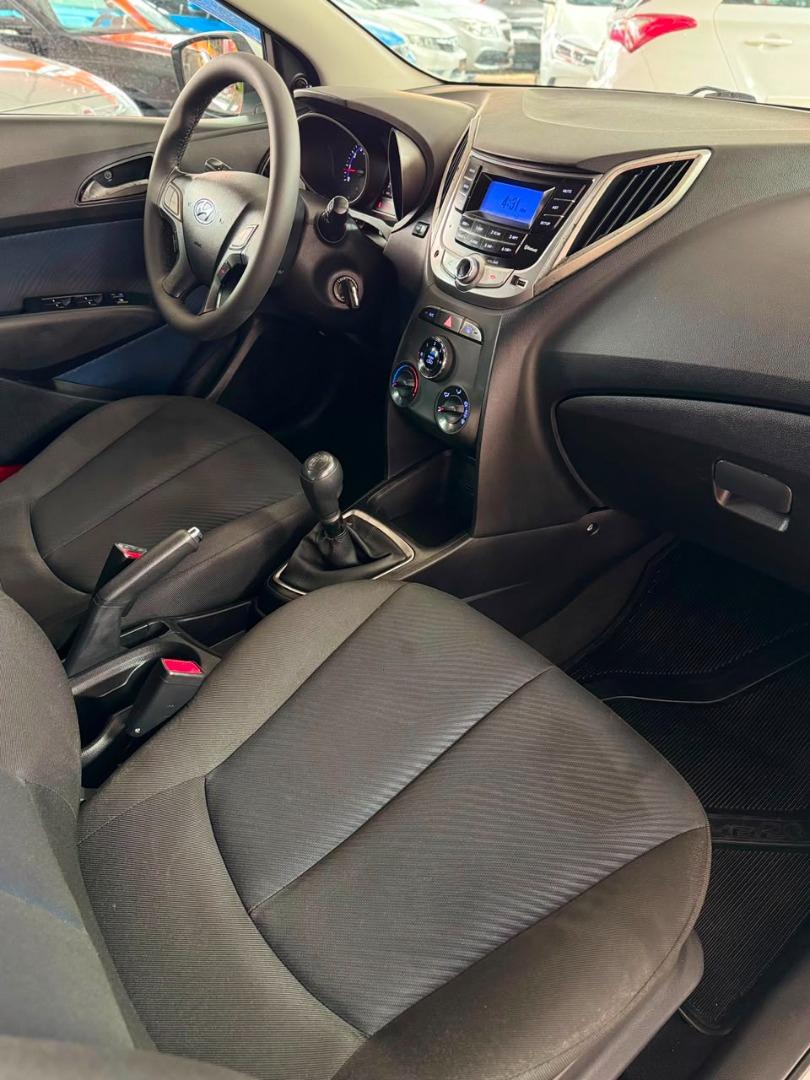 HYUNDAI HB 20 Hatch - Foto