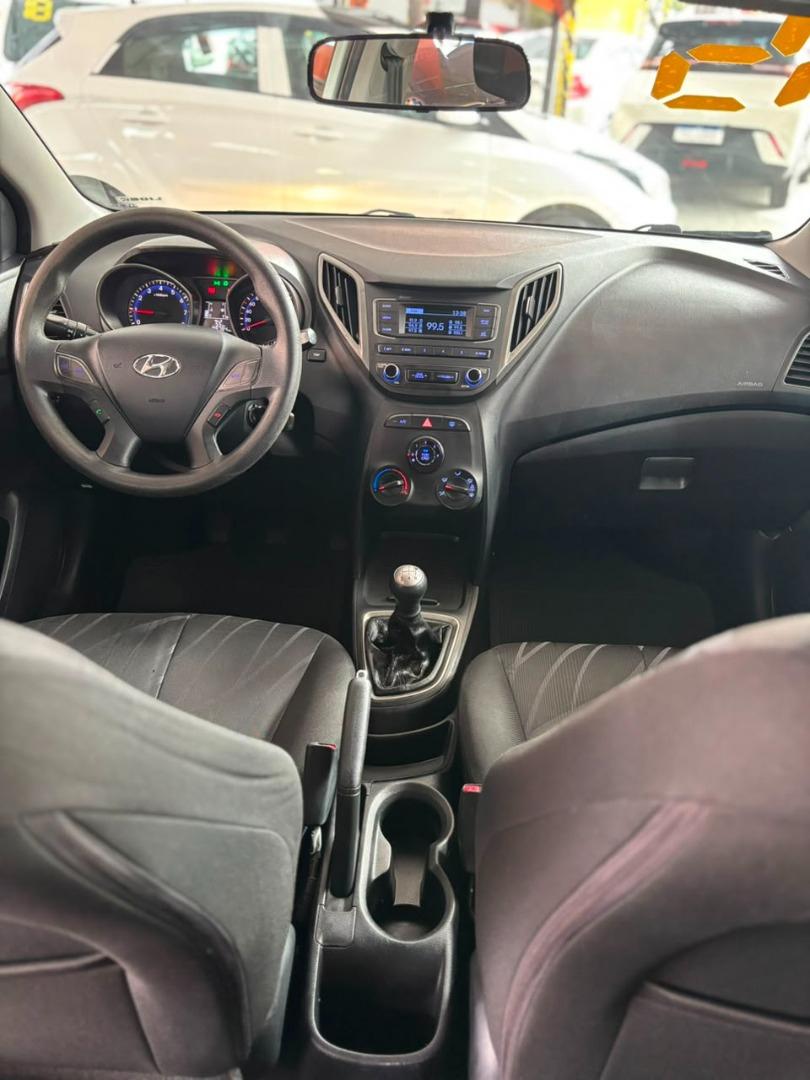 HYUNDAI HB 20 Hatch - Foto