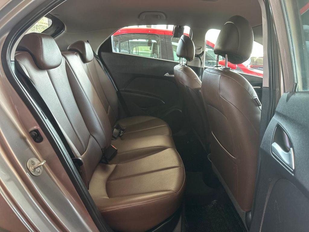 HYUNDAI HB 20 Hatch X - Foto