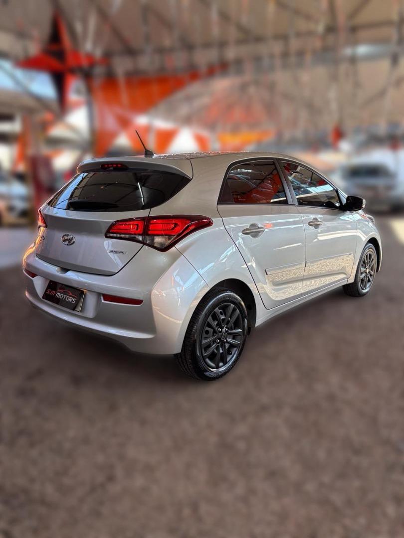 HYUNDAI HB 20 Hatch - Foto