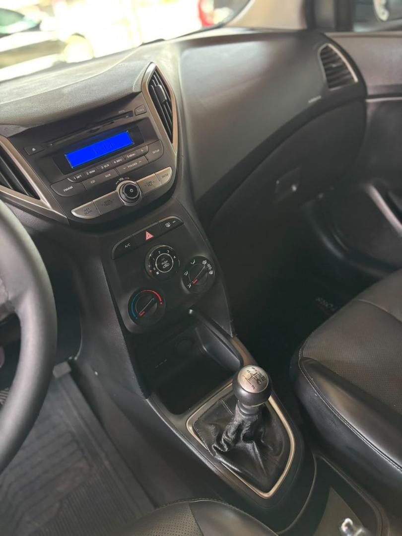 HYUNDAI HB 20 Hatch - Foto