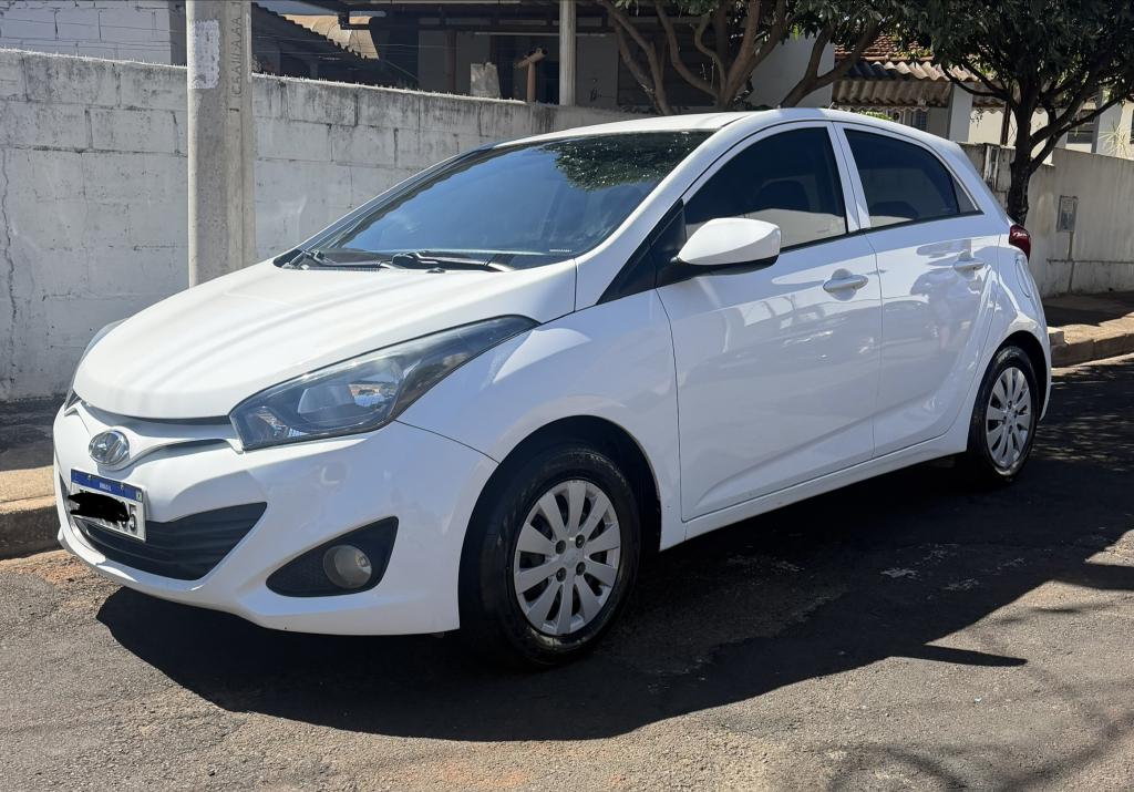 HYUNDAI HB 20 Hatch - Foto