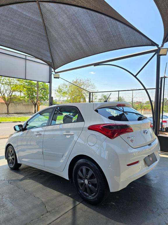 HYUNDAI HB 20 Hatch - Foto
