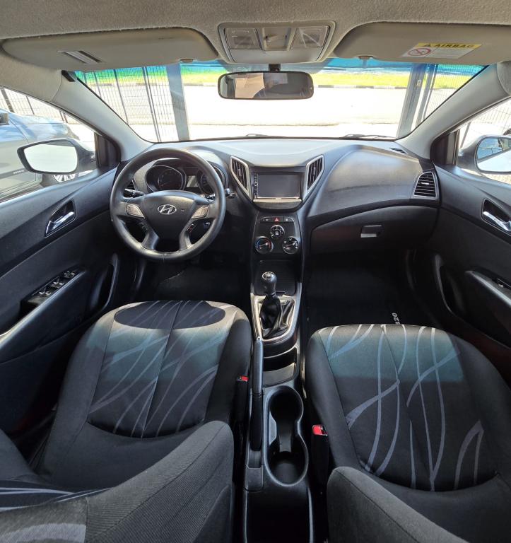 HYUNDAI HB 20 Hatch - Foto